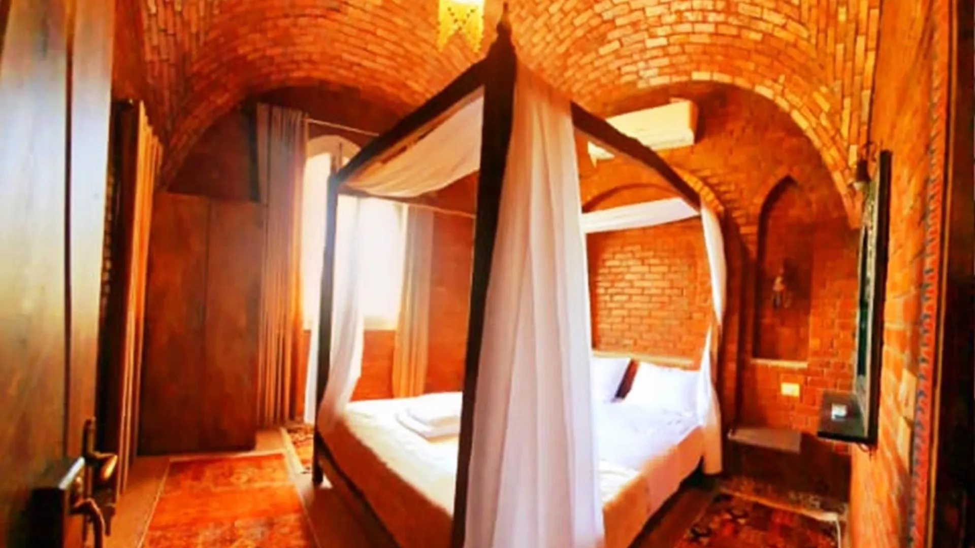 Luxor Tower Villa Egypt