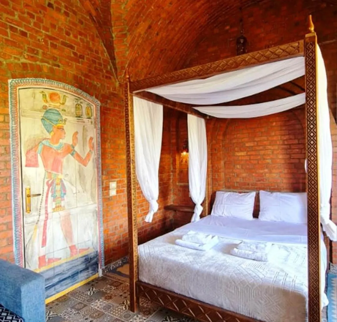 Luxor Tower Villa