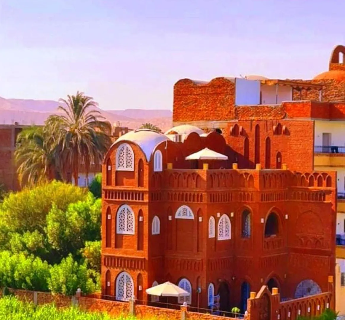 Luxor Tower Villa