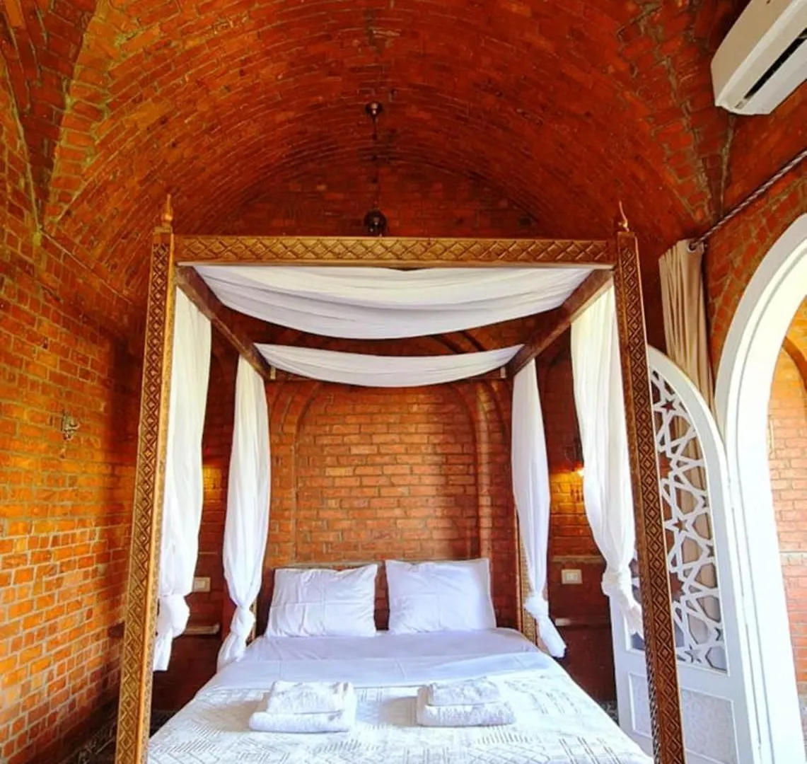 Luxor Tower Villa